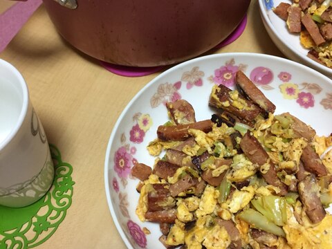 スパムとキャベツの卵炒め(トムヤムクン風味)